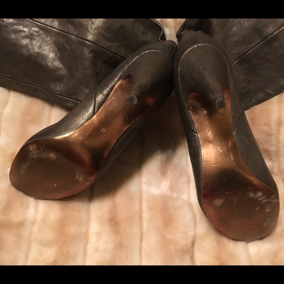Charles David Metallic Heeled Boots.Nrver Wear.Sam New Condition - Picture 6 of 11
